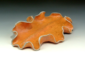 Organic-looking ceramic sculpture based on a polyclad flatworm.
